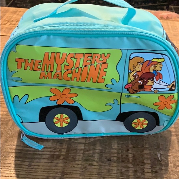 mystery machine lunch box